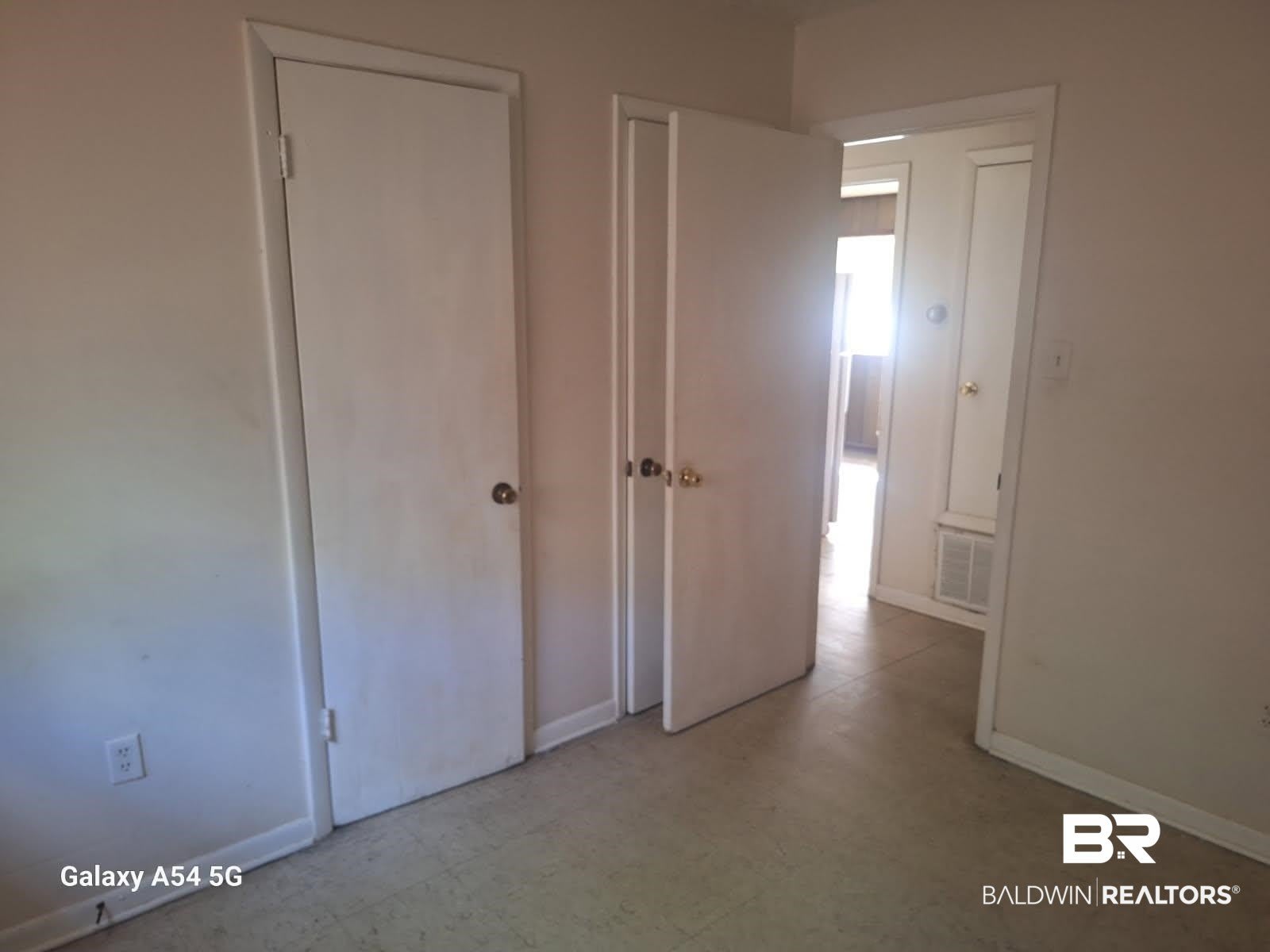 2211 Wolf Ridge Road – photo 4