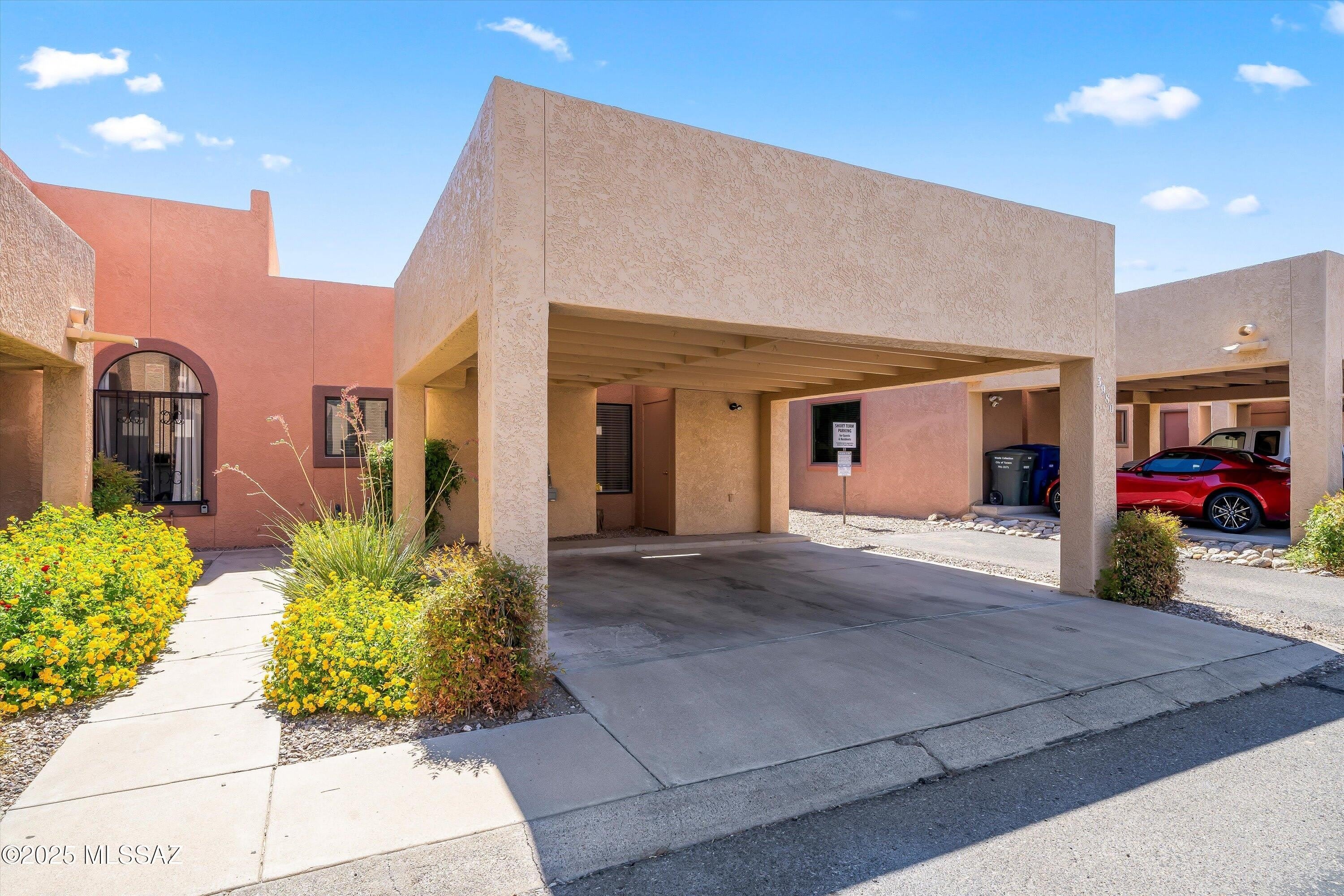 3980 N Roger Lane – photo 1