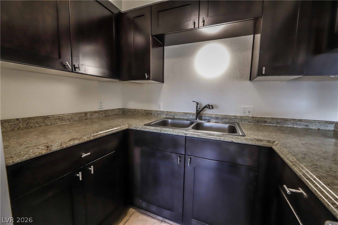 1404 E Mesquite Avenue – photo 5