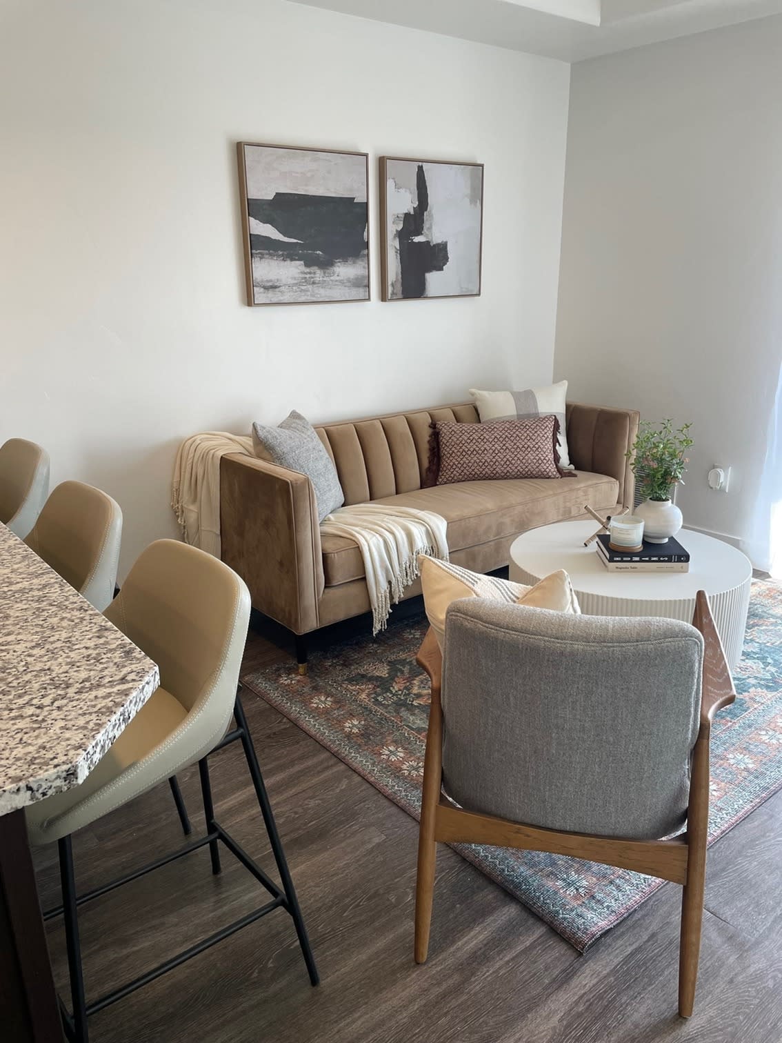 Downtown 360 Apartments – photo 2
