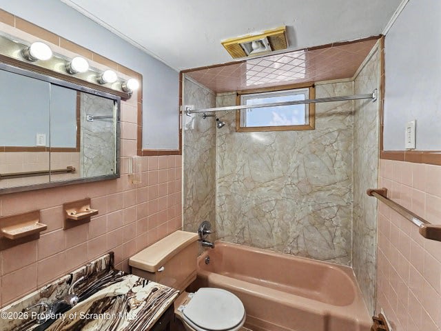 92 Fallbrook Street – photo 4