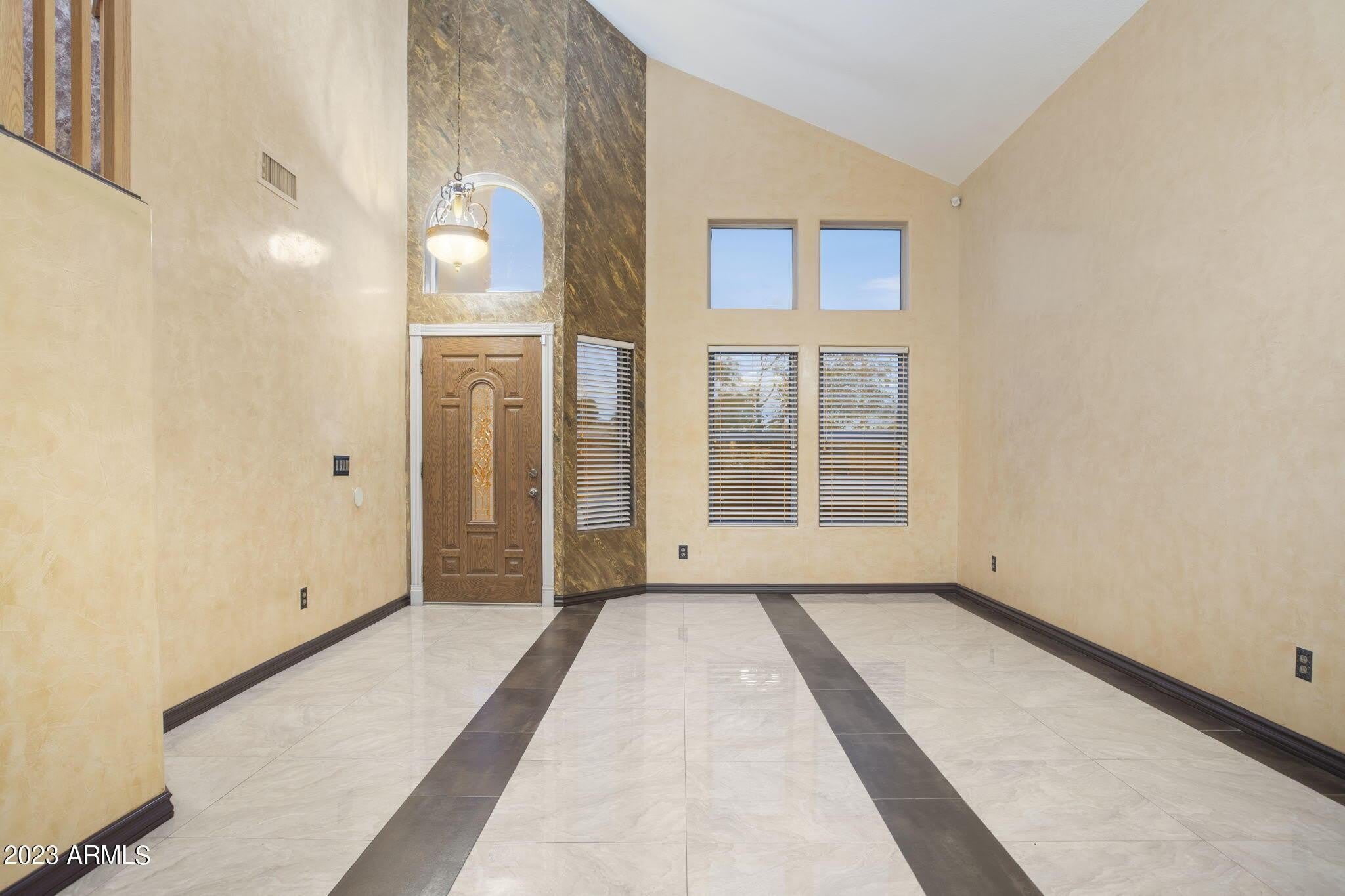 7775 N 52Nd Drive – photo 5