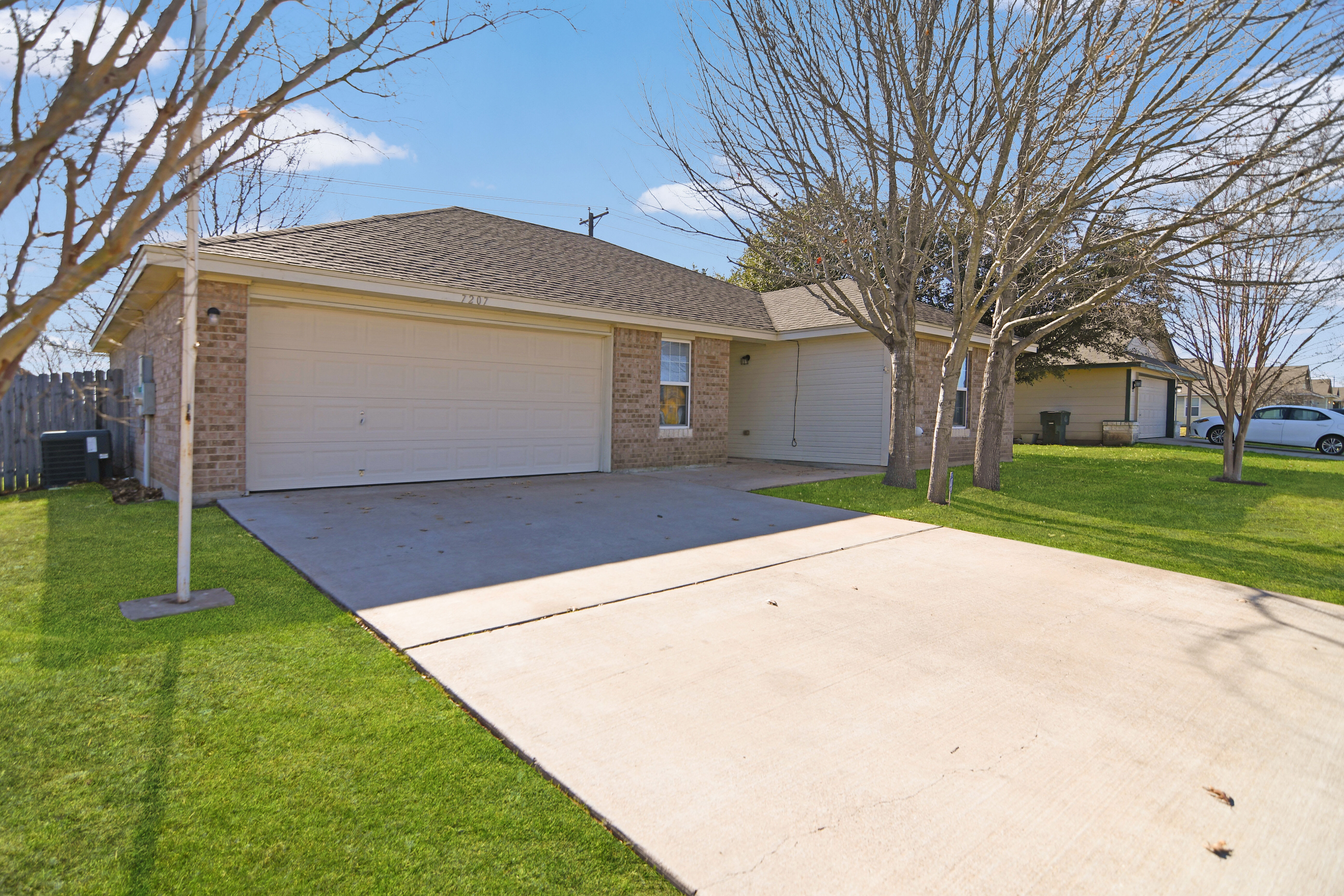 7207 Freedom Dr – photo 2