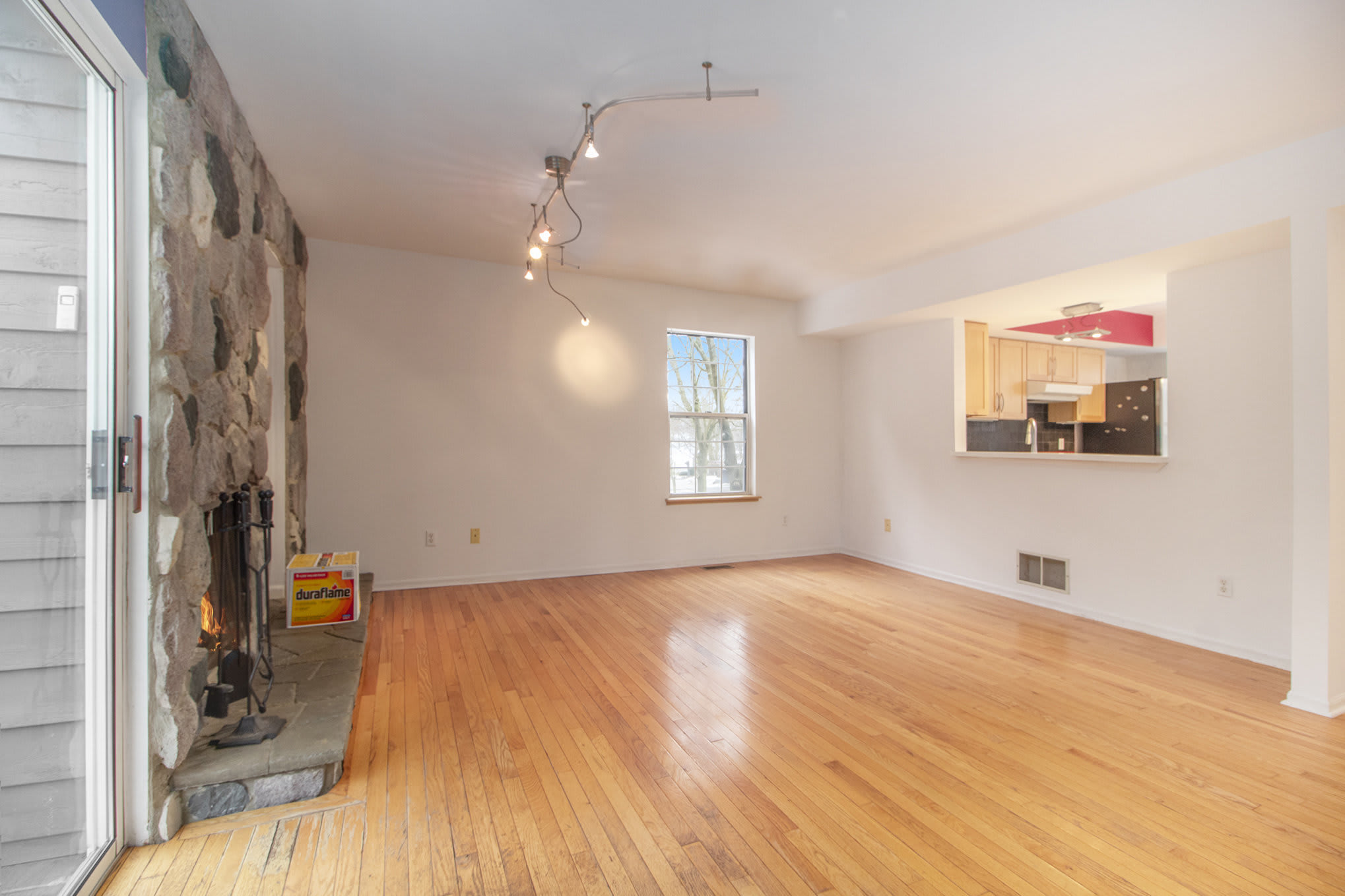 230 Lyn Anne Court – photo 5