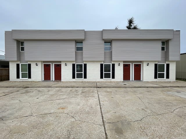 302 Patterson St. C – photo 1