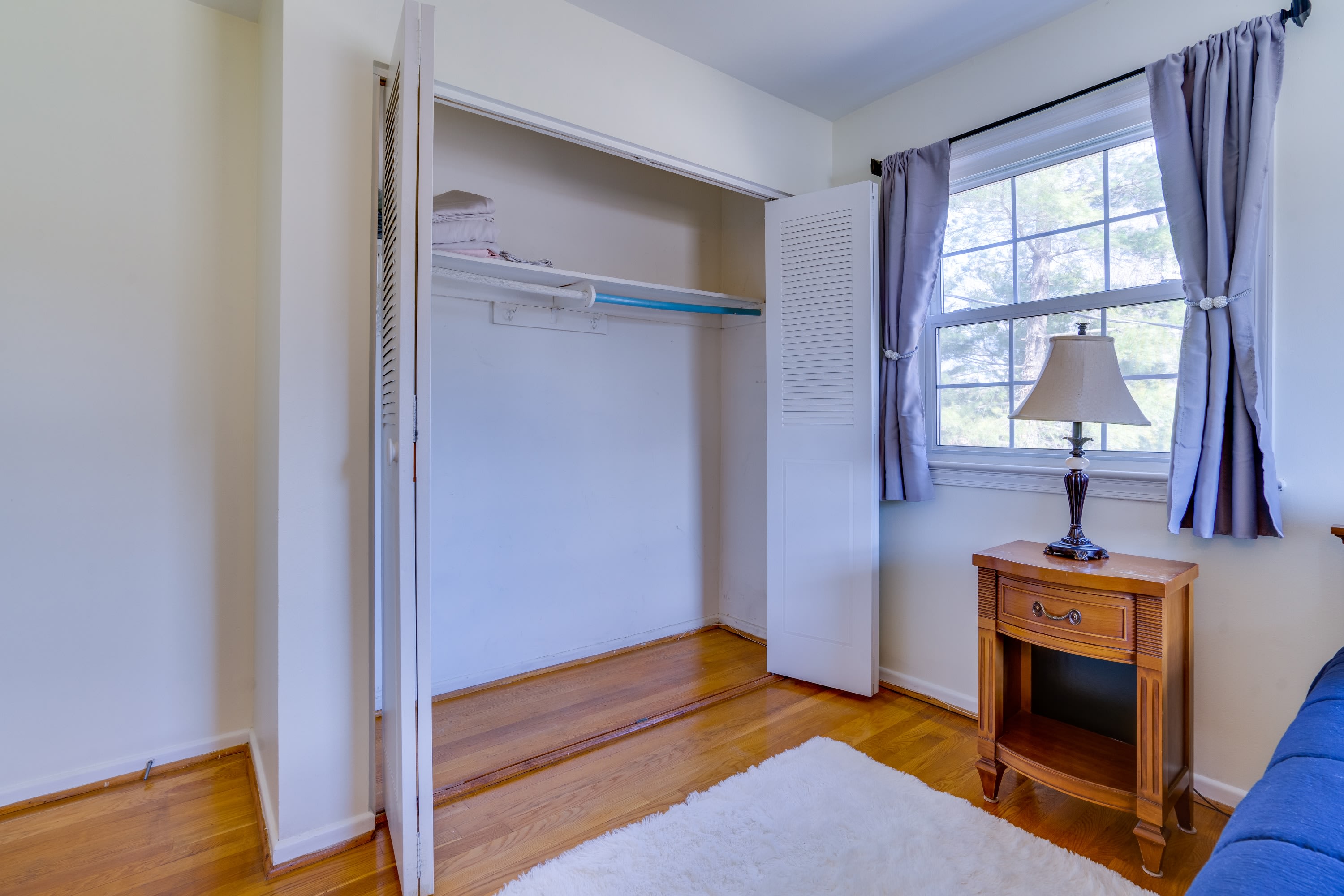 9215 Cherrytree Dr – photo 2