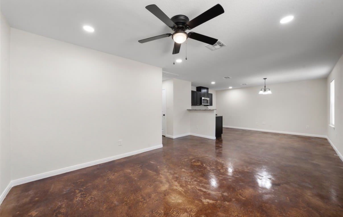 1126 N 11th Street – photo 3