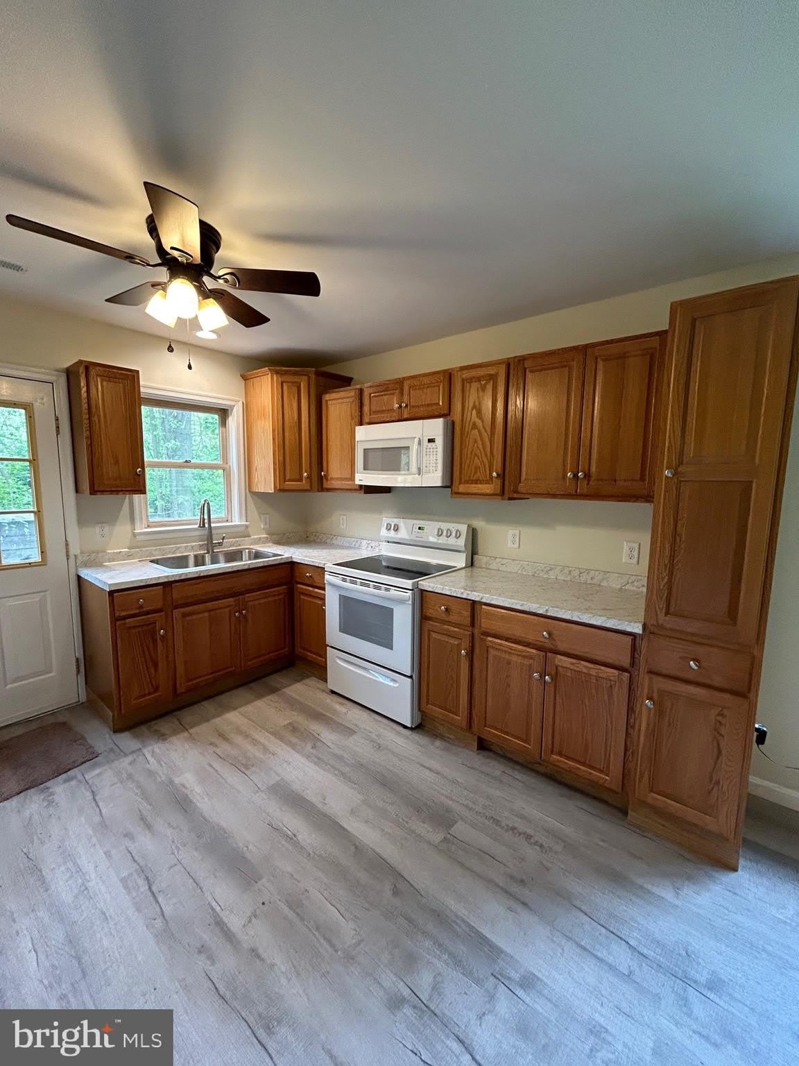 22427 CROSS Road – photo 2