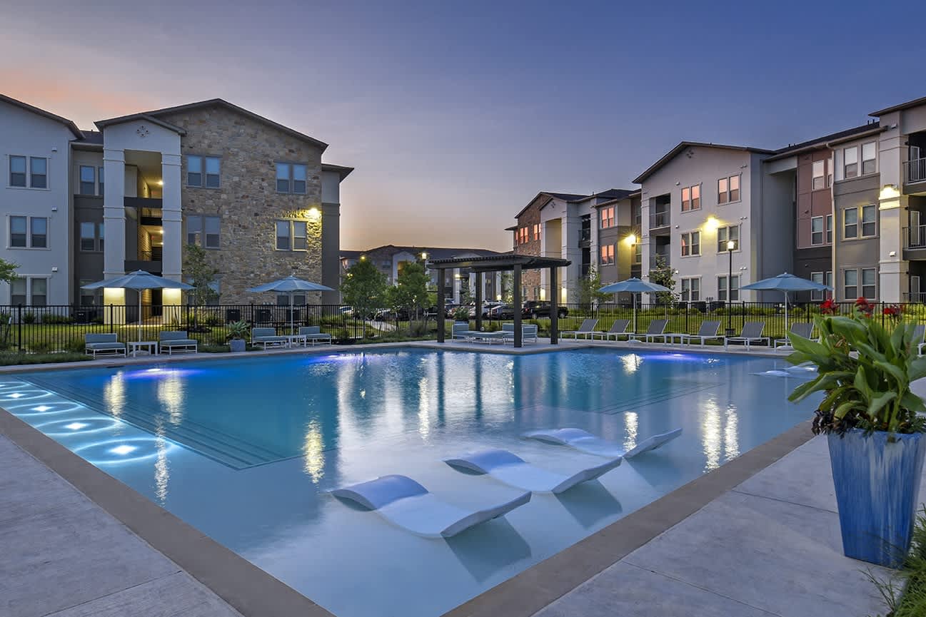 Affordable Housing The Scott At Medio Creek – photo 2