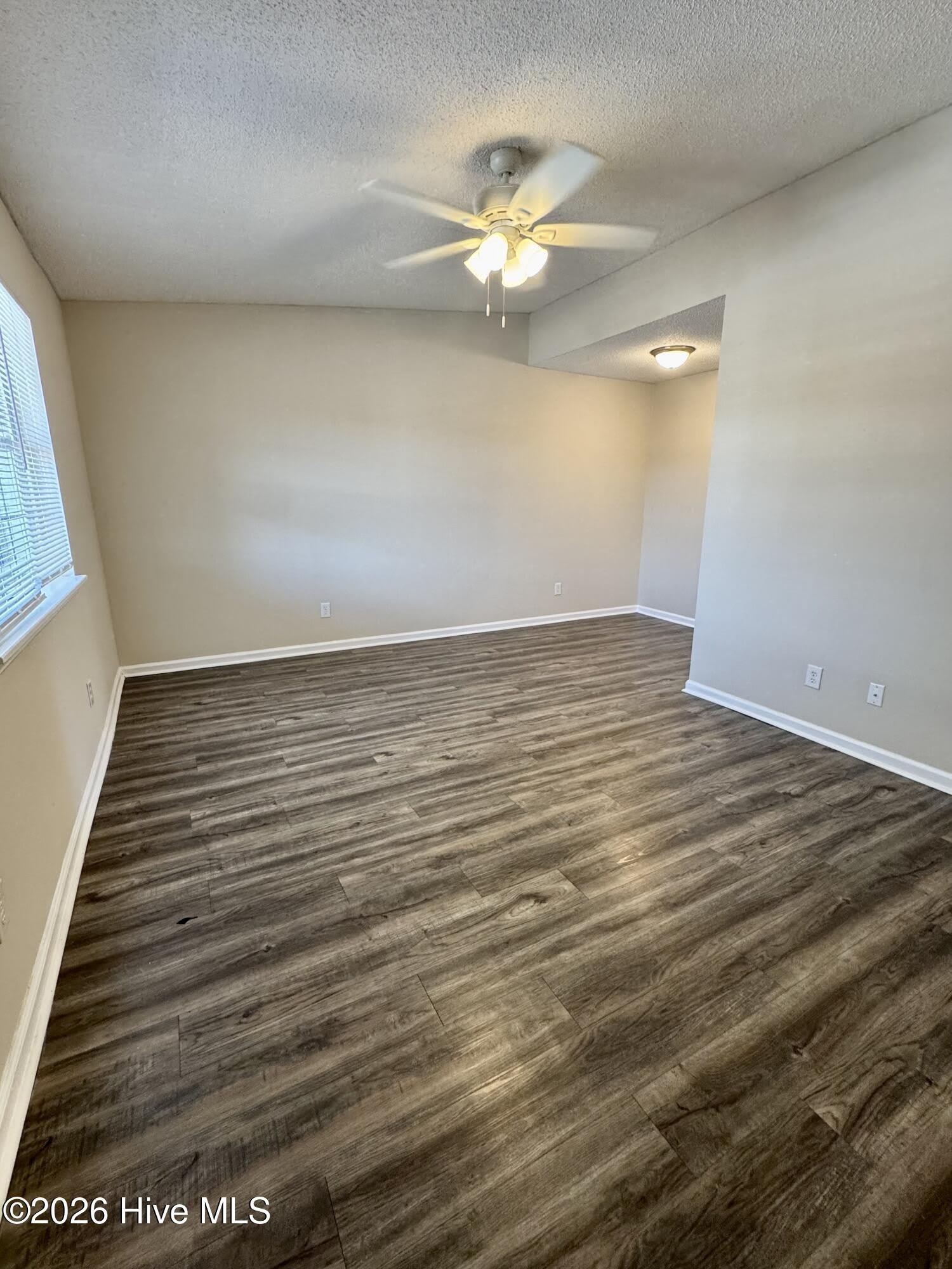 1293 Park W Drive – photo 2