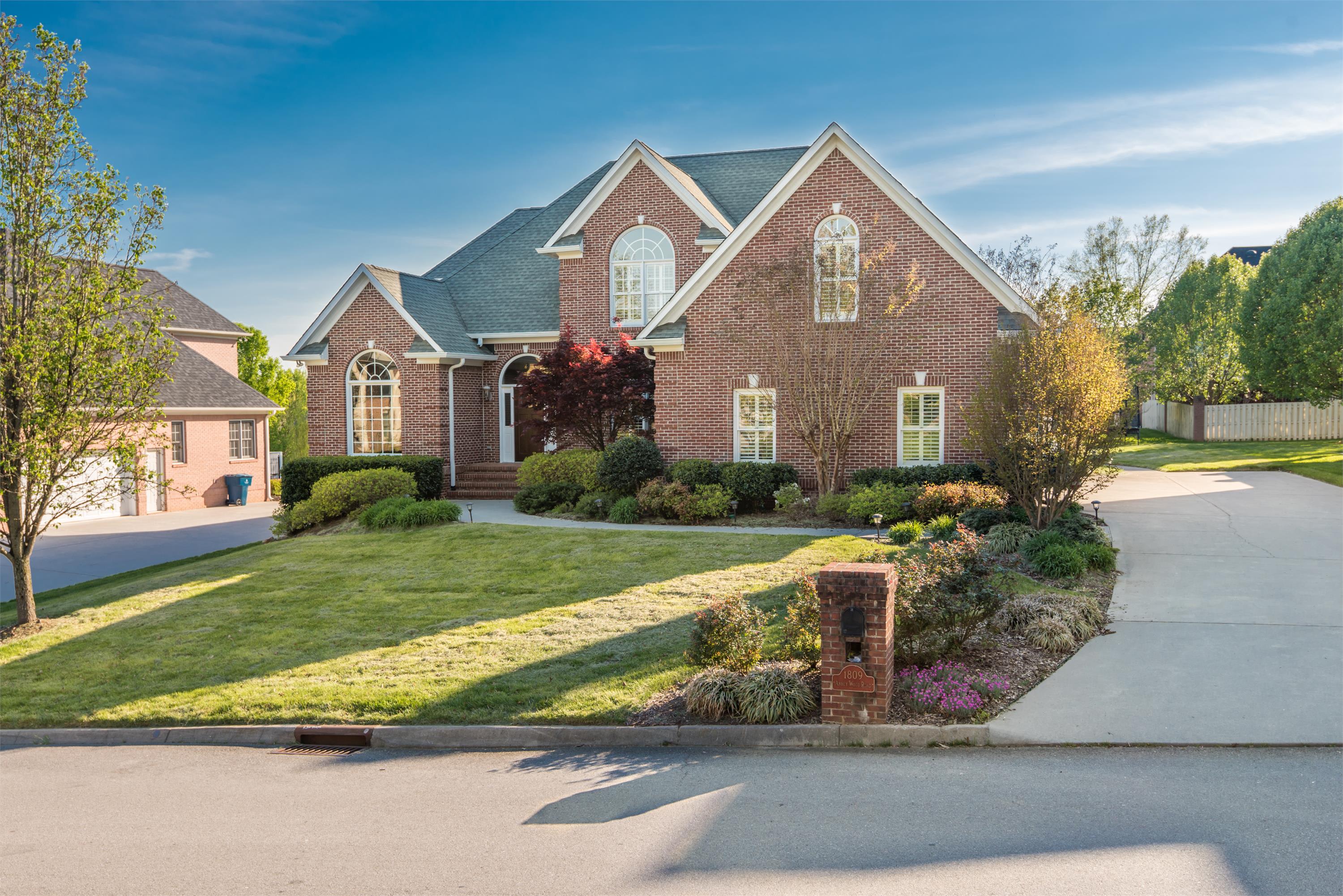 1809 Abbey Wood Ln – photo 3
