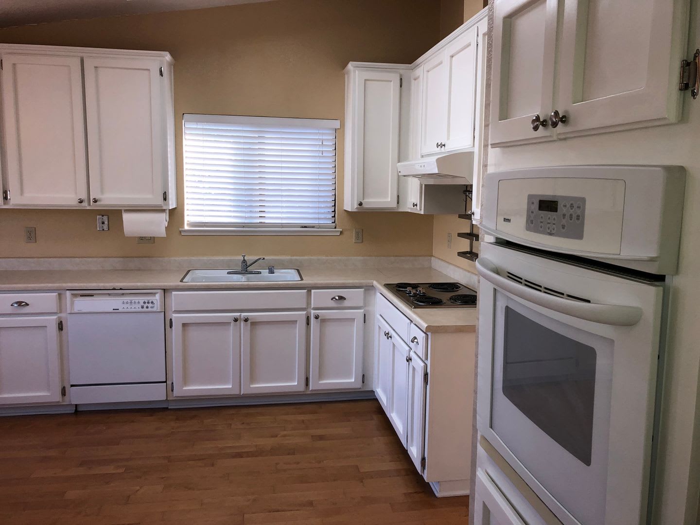 1409 Elm Street – photo 5