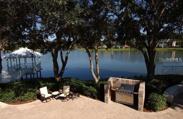 803 LAKE HAVEN Square – photo 5