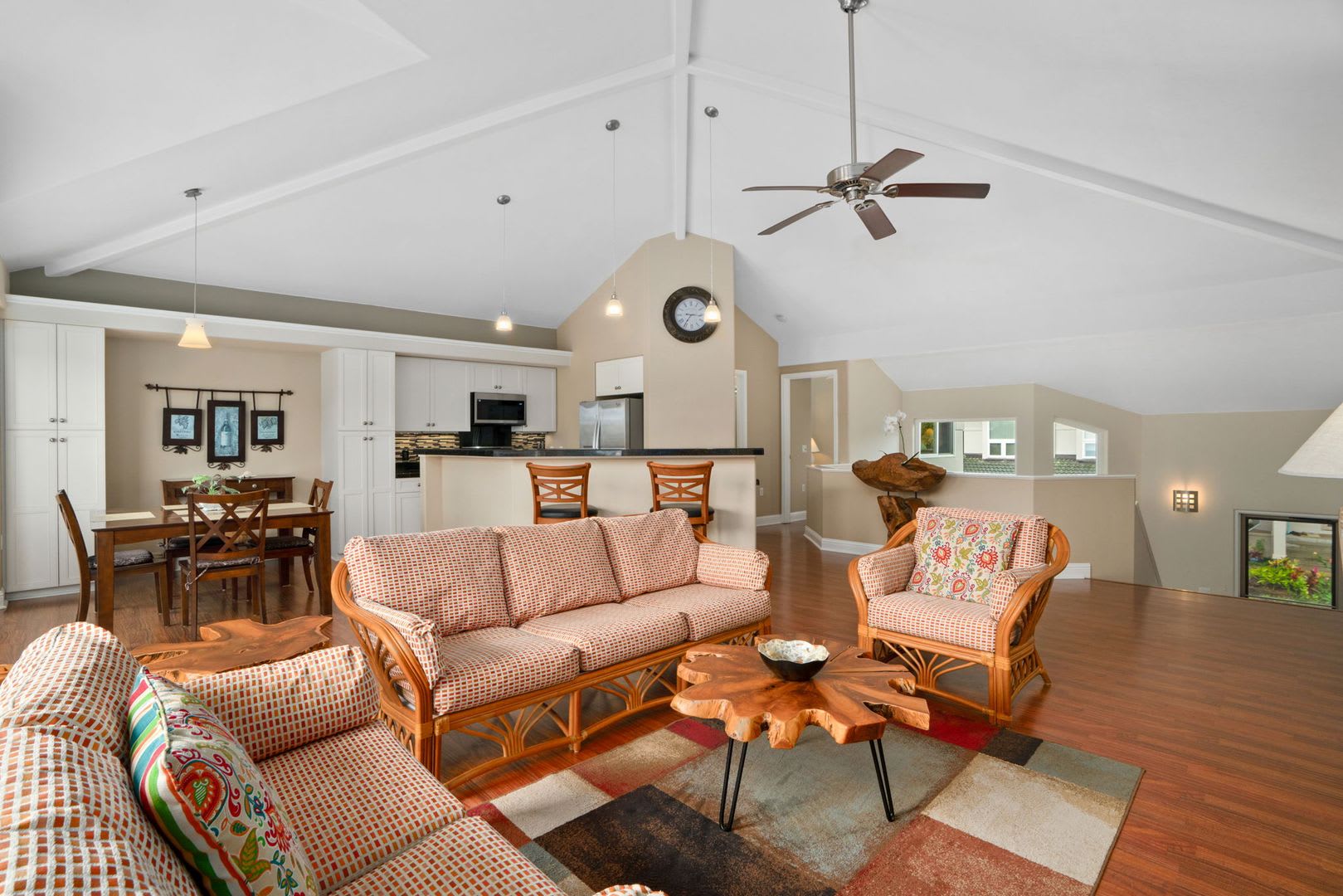 Furnished 3 Bedroom 3 Bath Condo – photo 3