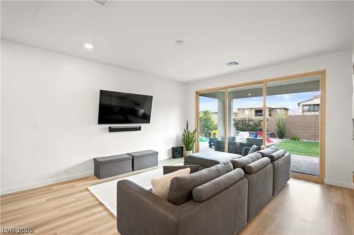 741 Foreign Reef Way – photo 3