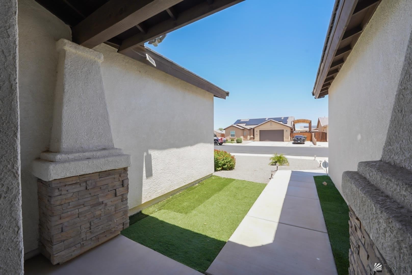 3457 W 39 LN – photo 4