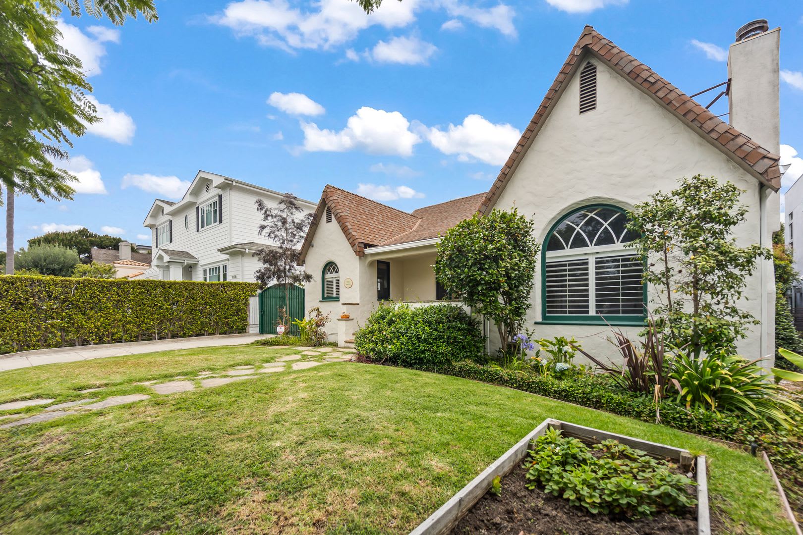 Beautiful House in Westwood Charter Cachment Area – photo 1