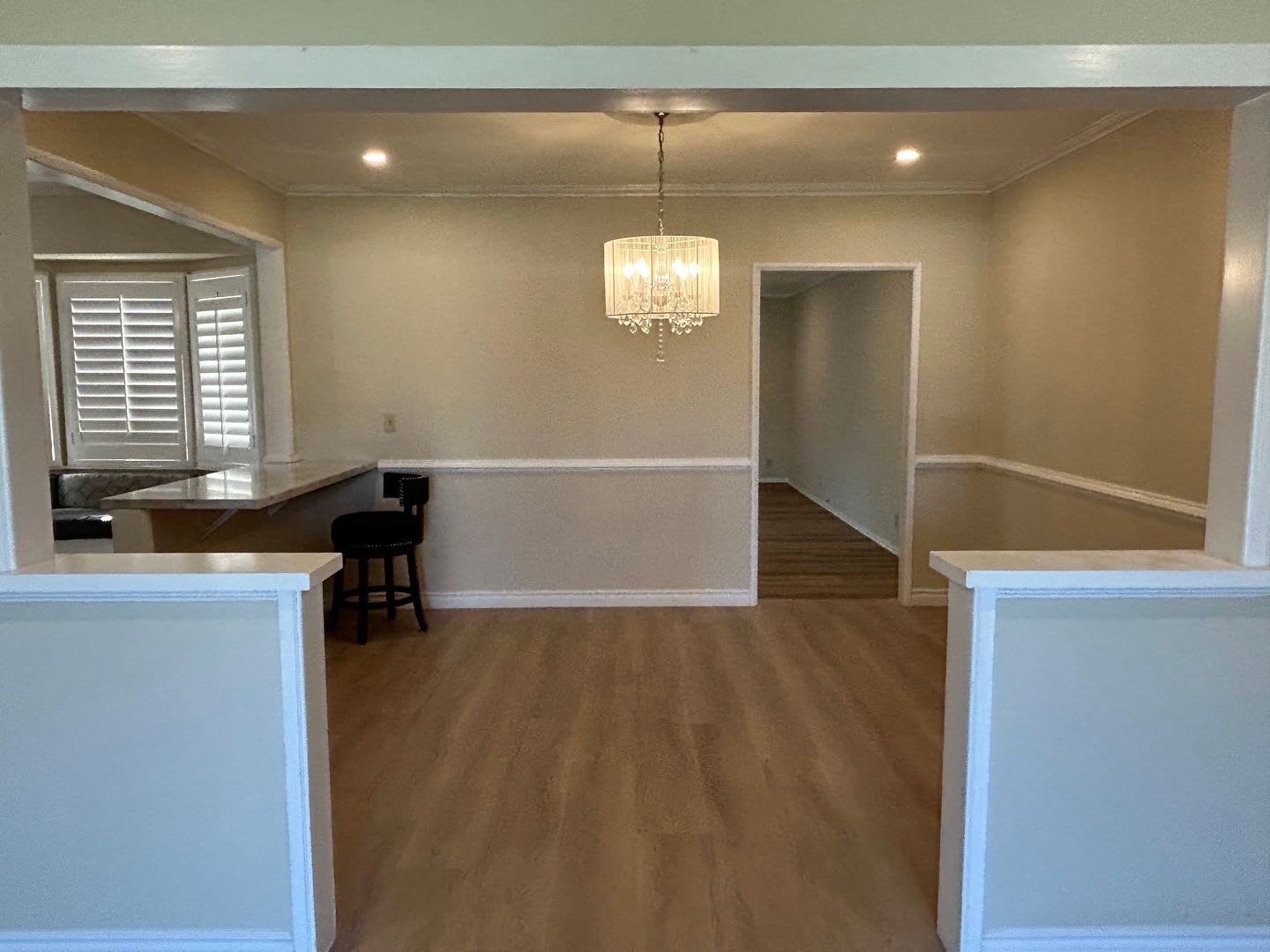 One level Single Family Residence walking to Arcadia Hugo Reid Elementary School – photo 3