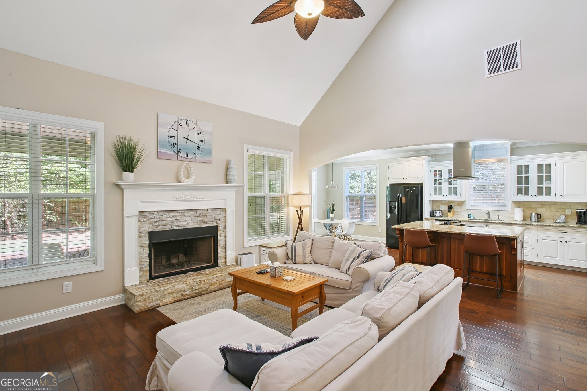728 Gittings Avenue – photo 2