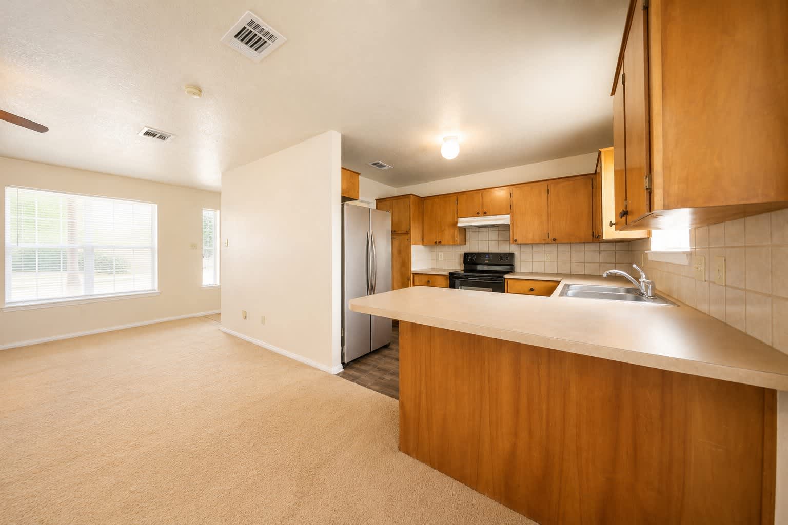 4208 Vicki Dr – photo 5