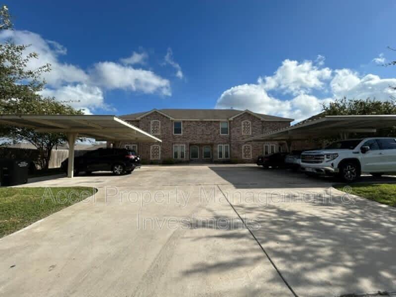 2603 E. Eisenhower – photo 2