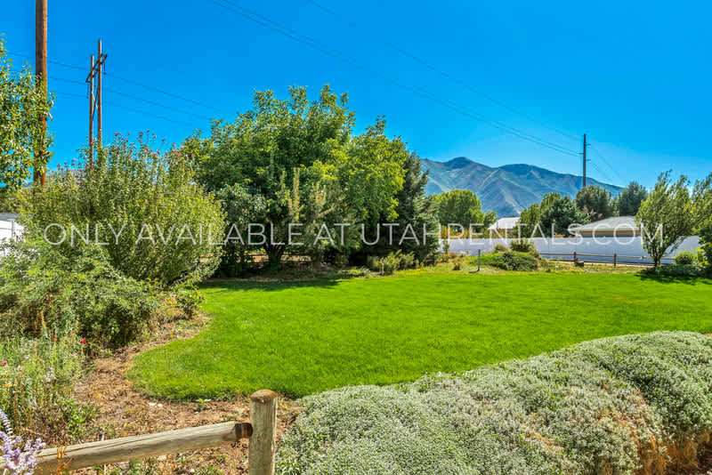 1352 N 1000 W – photo 4