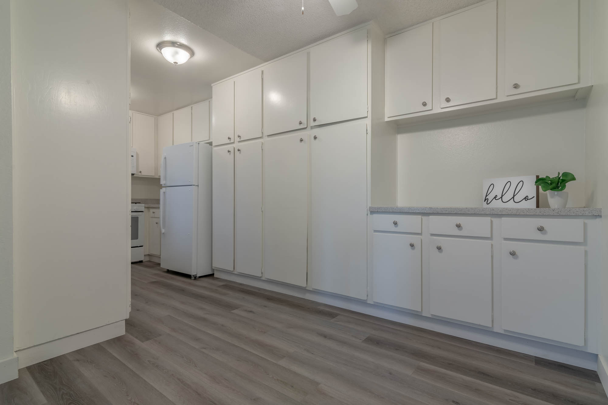 Riverstone Apartments – photo 2