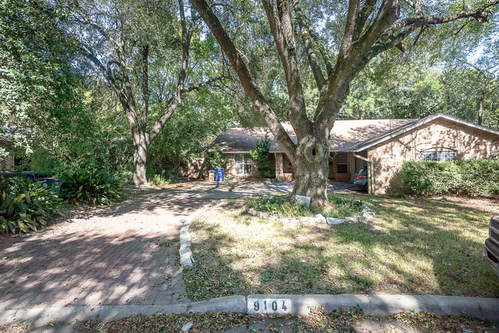 9104 Quail Creek Drive – photo 1