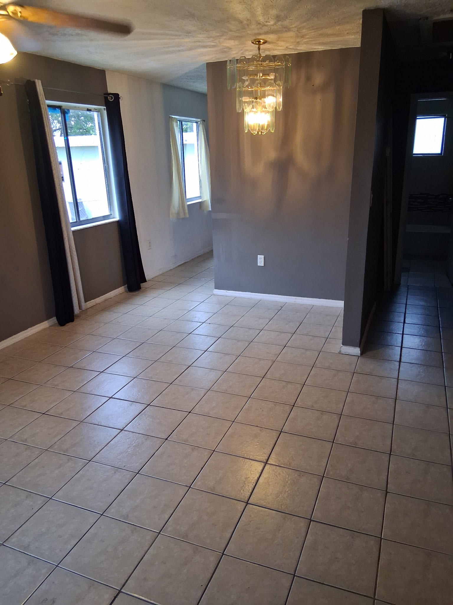 6111 Pierce St – photo 2