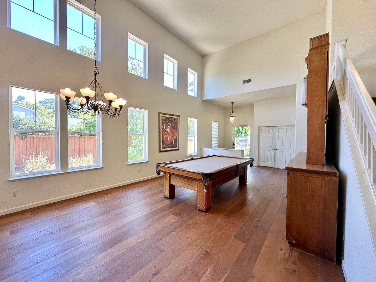 Large 5bd/3ba 3500sqft Home in Hamilton, Novato – photo 3