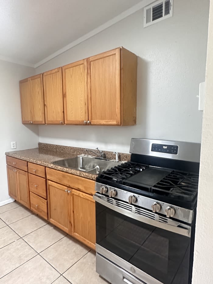 420 Lakeview Avenue – photo 5