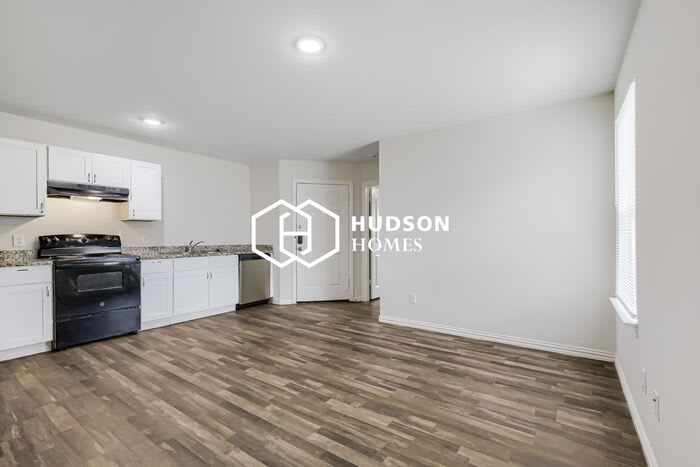 102 West Pliler Street – photo 4