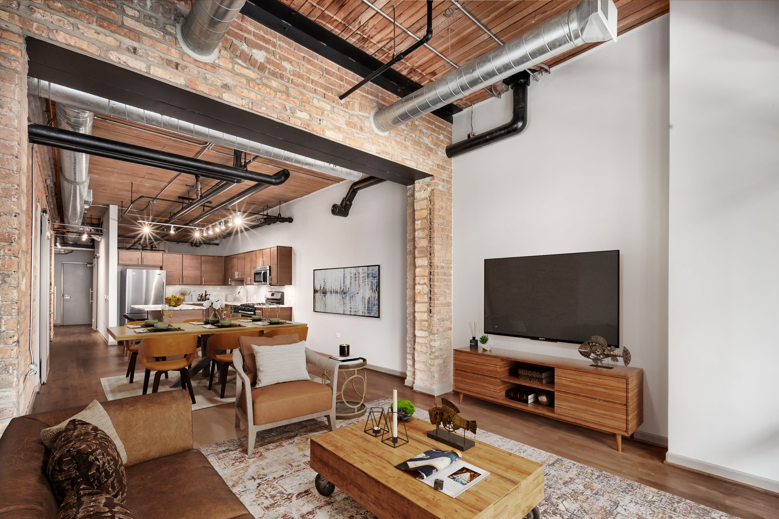 420 West Fullerton Pkwy – photo 3