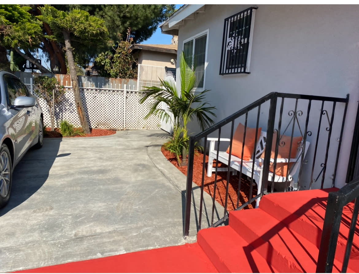 10818 Croesus Ave – photo 1