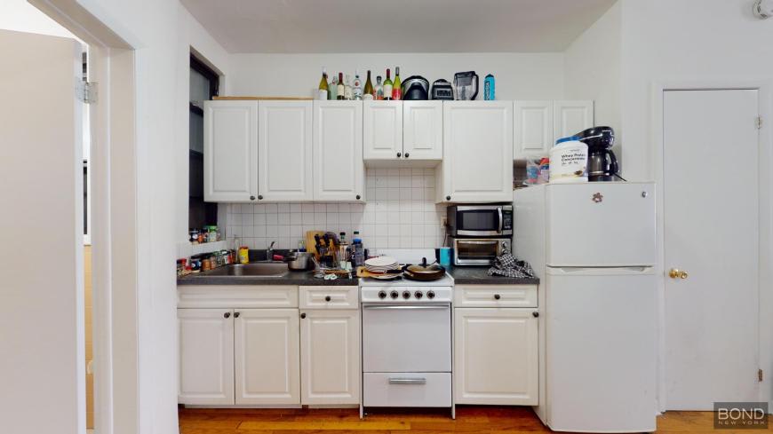 1293 First Avenue – photo 4