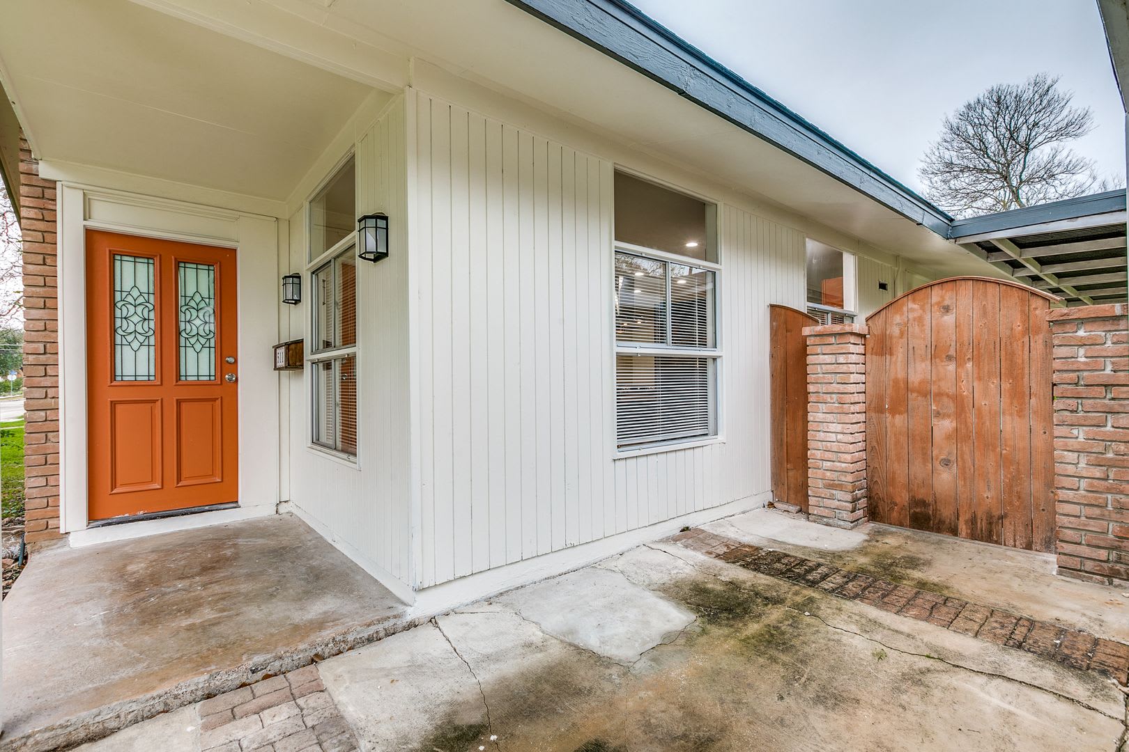 MID-CENTURY MODERN IN BEL MEADE – photo 1