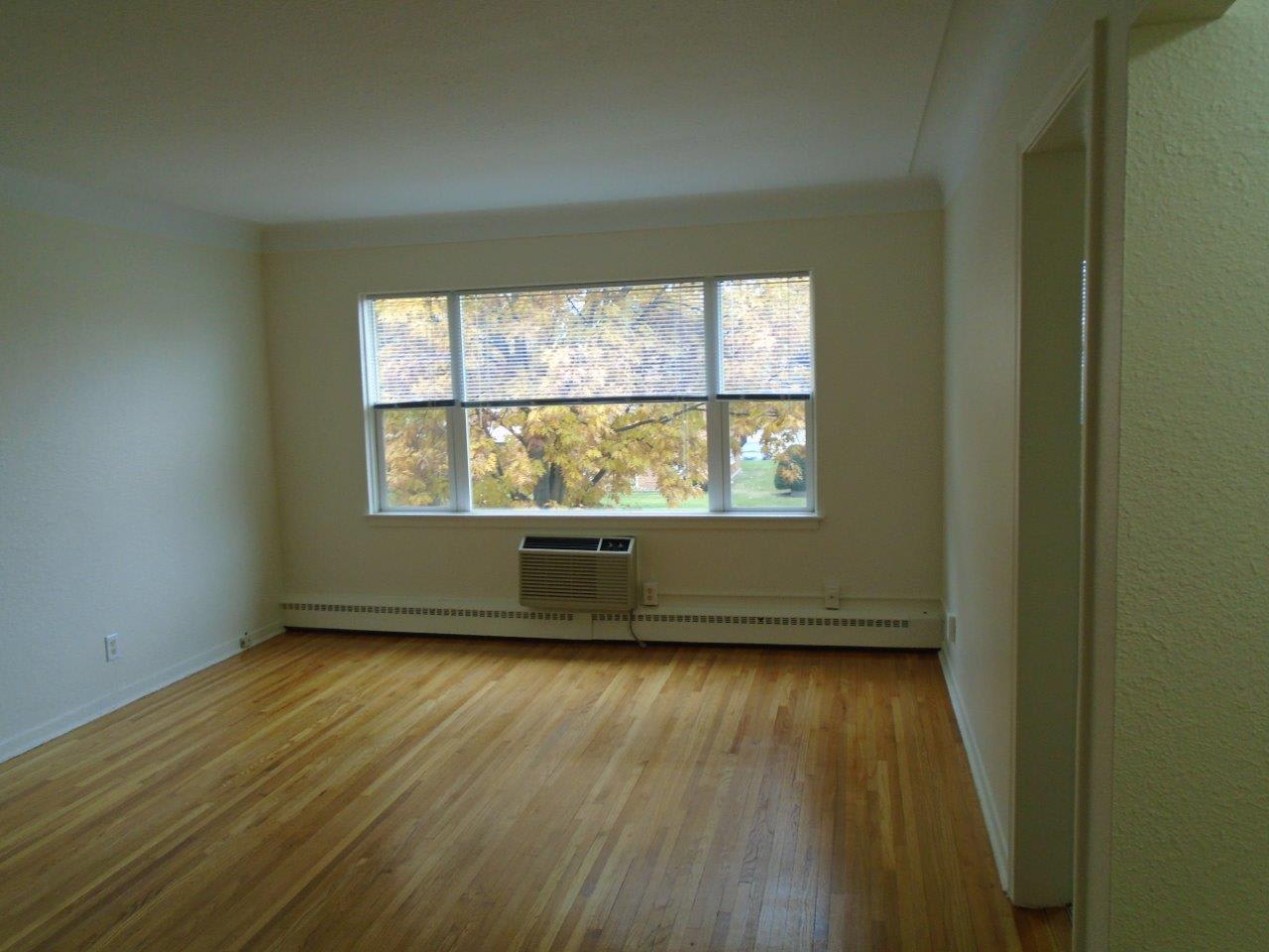Tower Apartments 1609 – photo 5