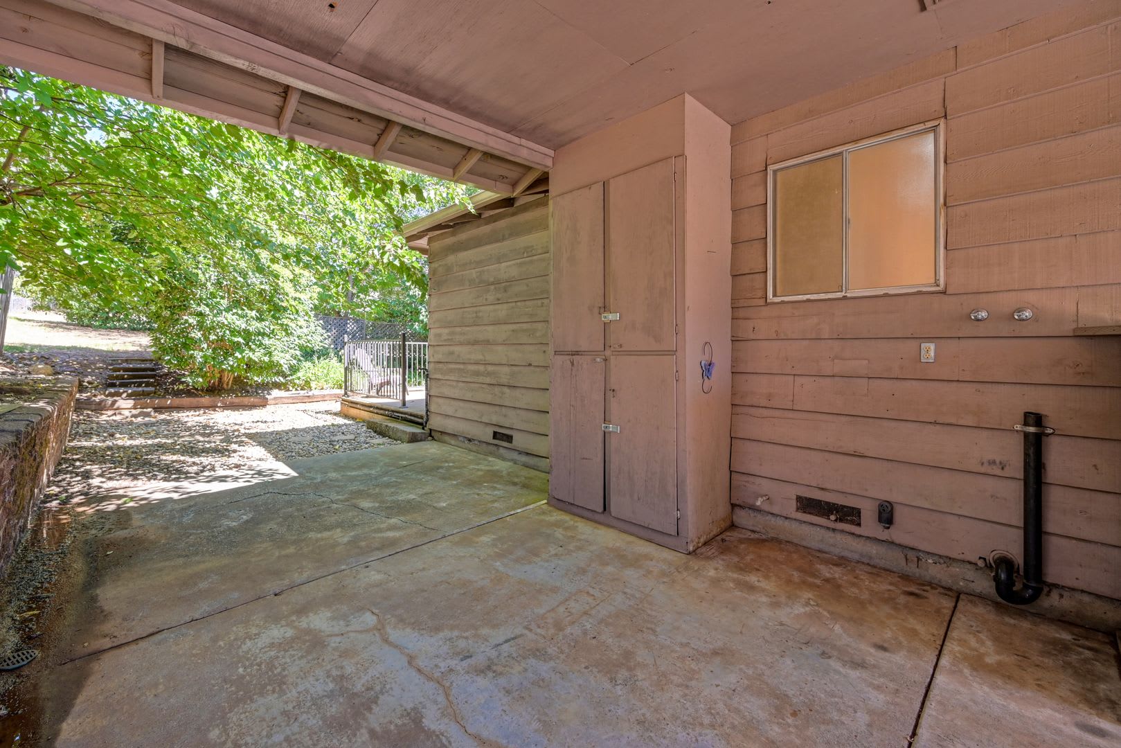 Quiet 2BR Foothills Home – photo 4