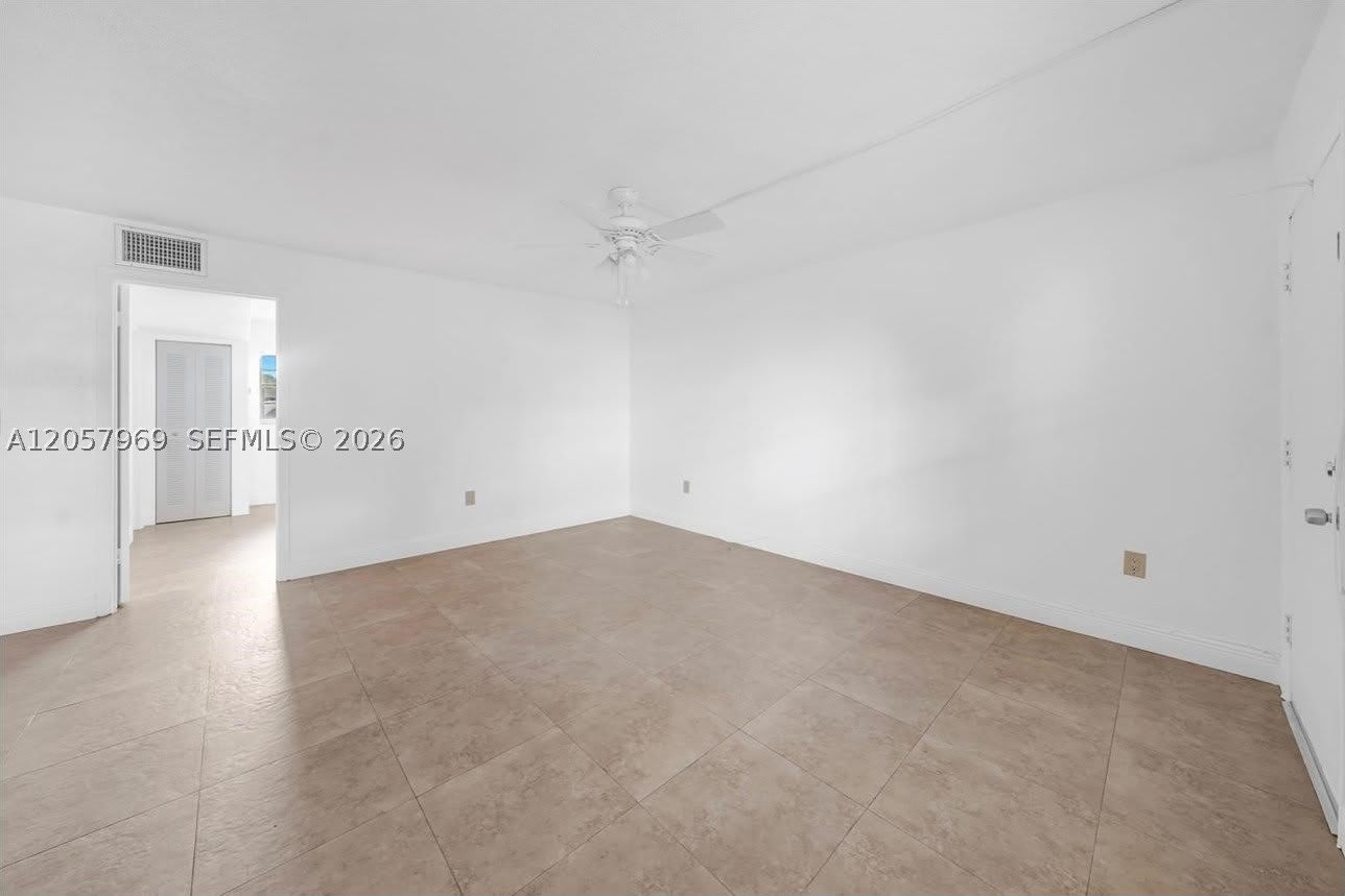 6270 W Flagler St – photo 2