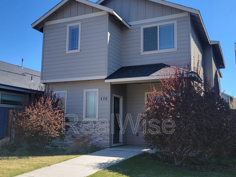 170 Nw 30Th St – photo 1