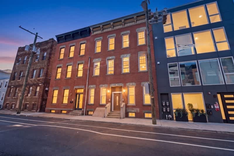 136 New York Avenue – photo 1