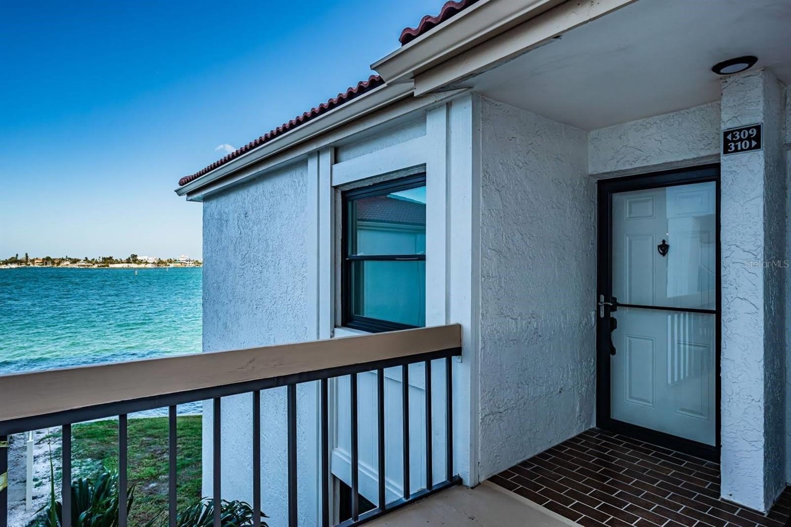 6265 SUN Boulevard – photo 2