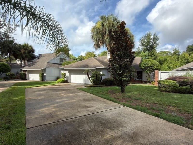 2620 Bent Hickory Cir – photo 2