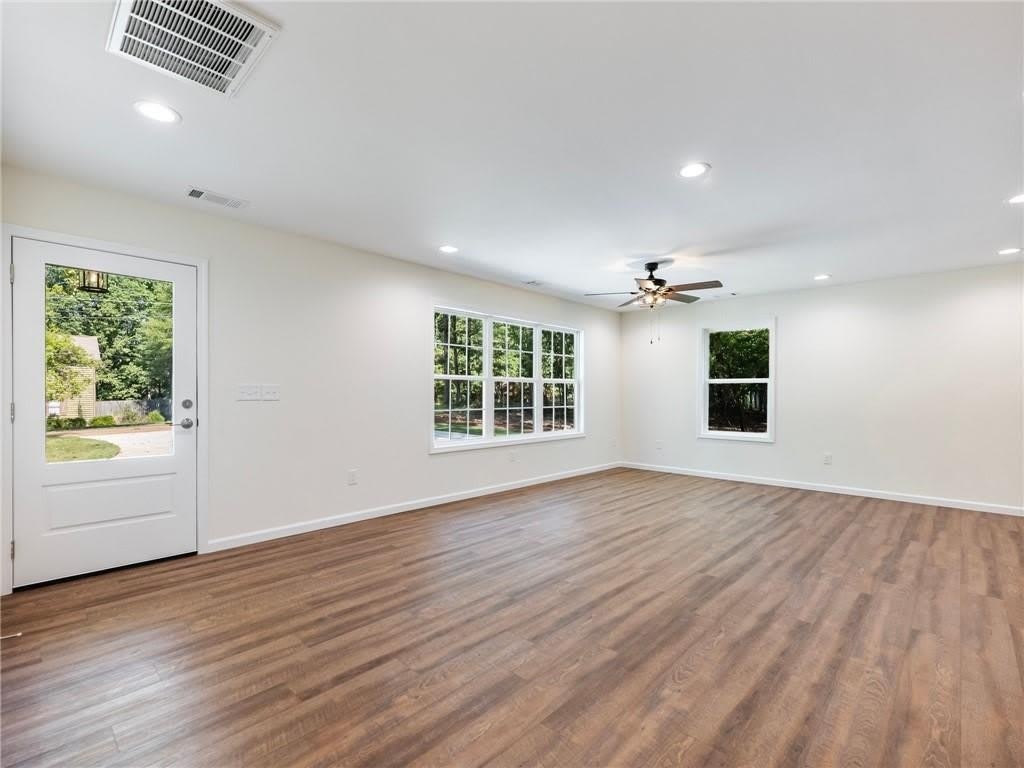 8079 Beachwood Drive – photo 5