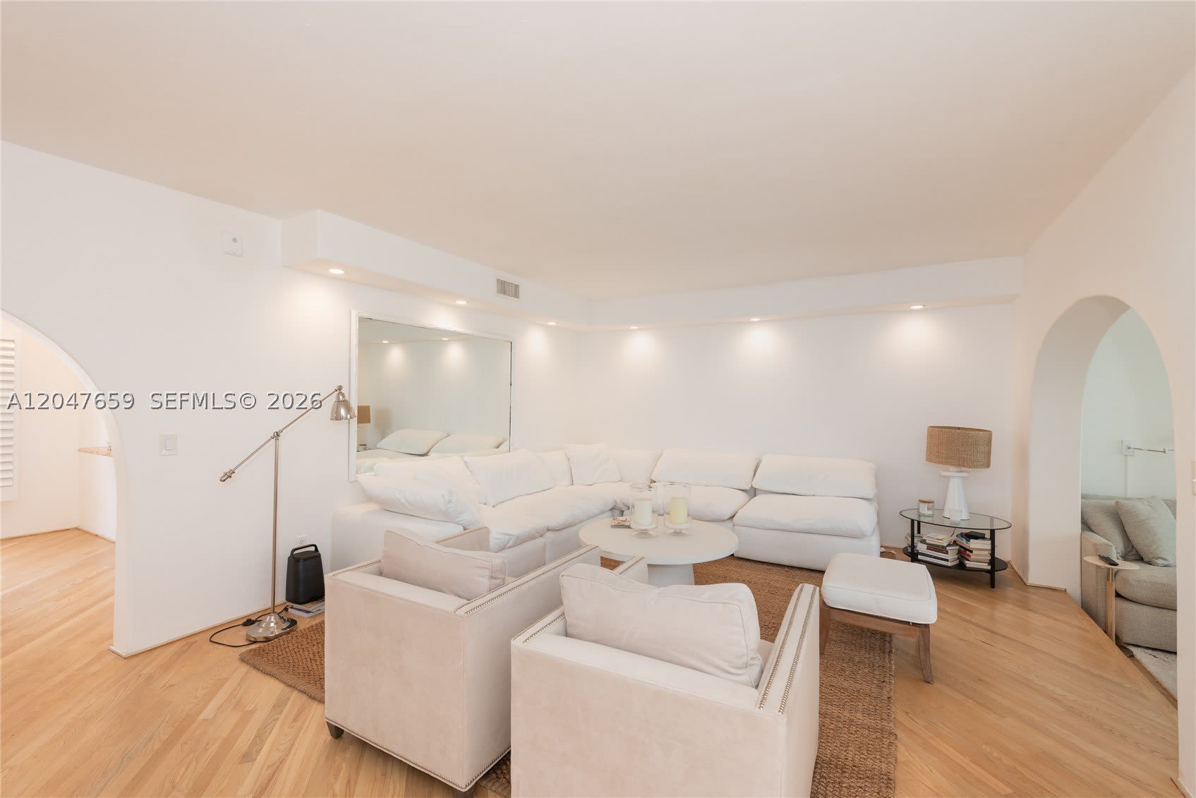 9940 Collins Ave – photo 5