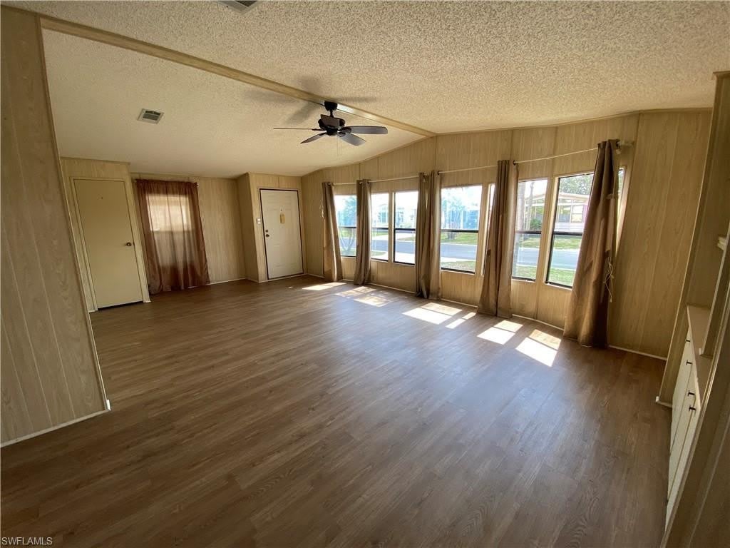 26380 New Orleans Dr – photo 3