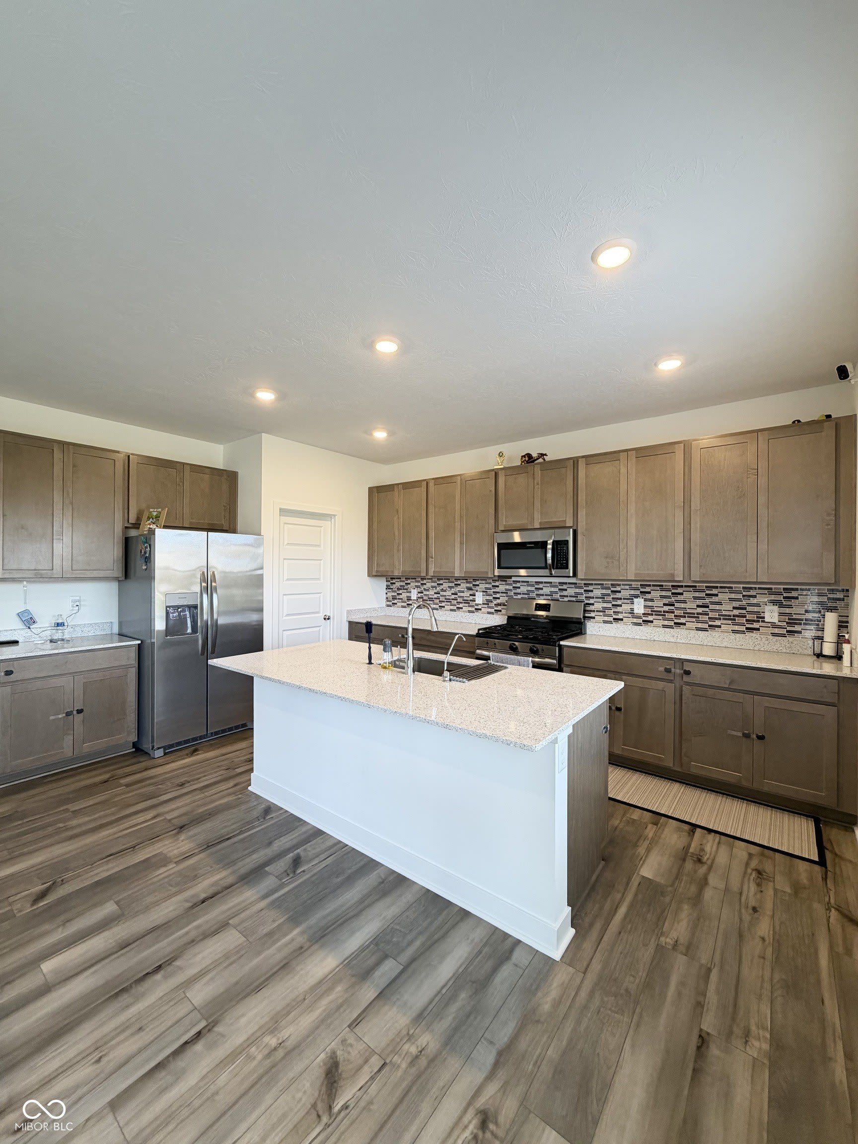 1208 Taggart Way – photo 3