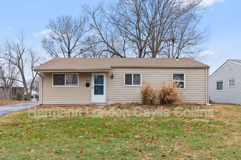 2265 Grants Parkway – photo 1