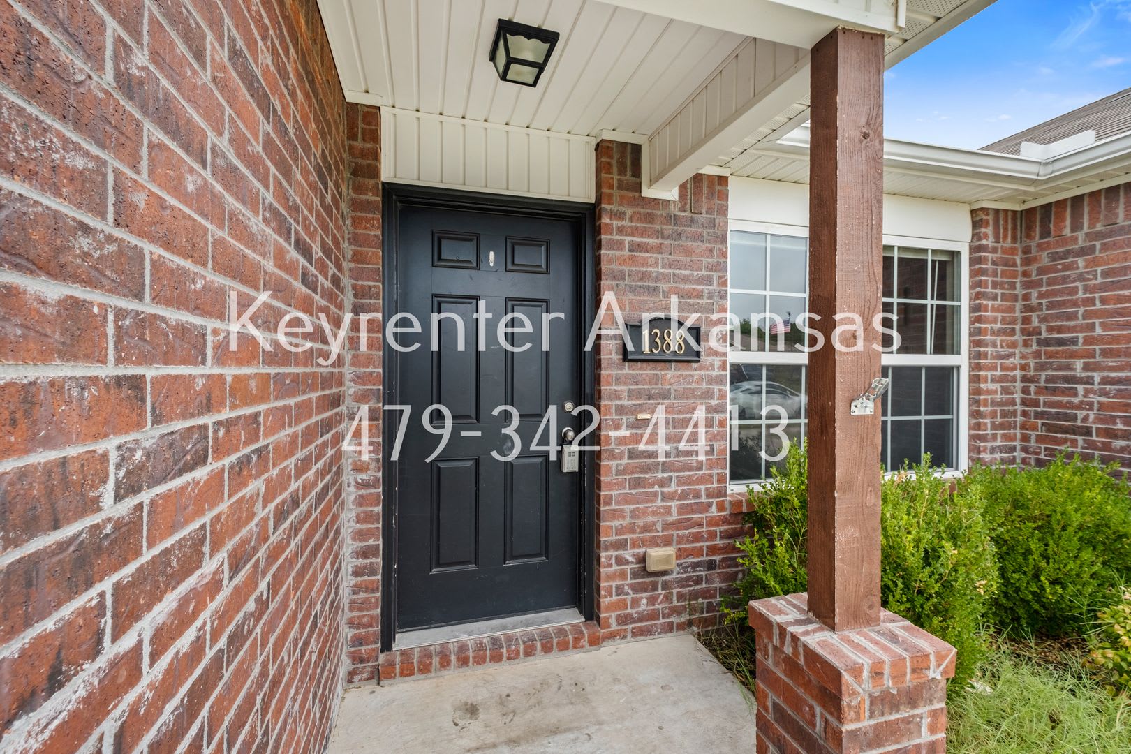 Gorgeous 4 Bedroom Home – photo 4