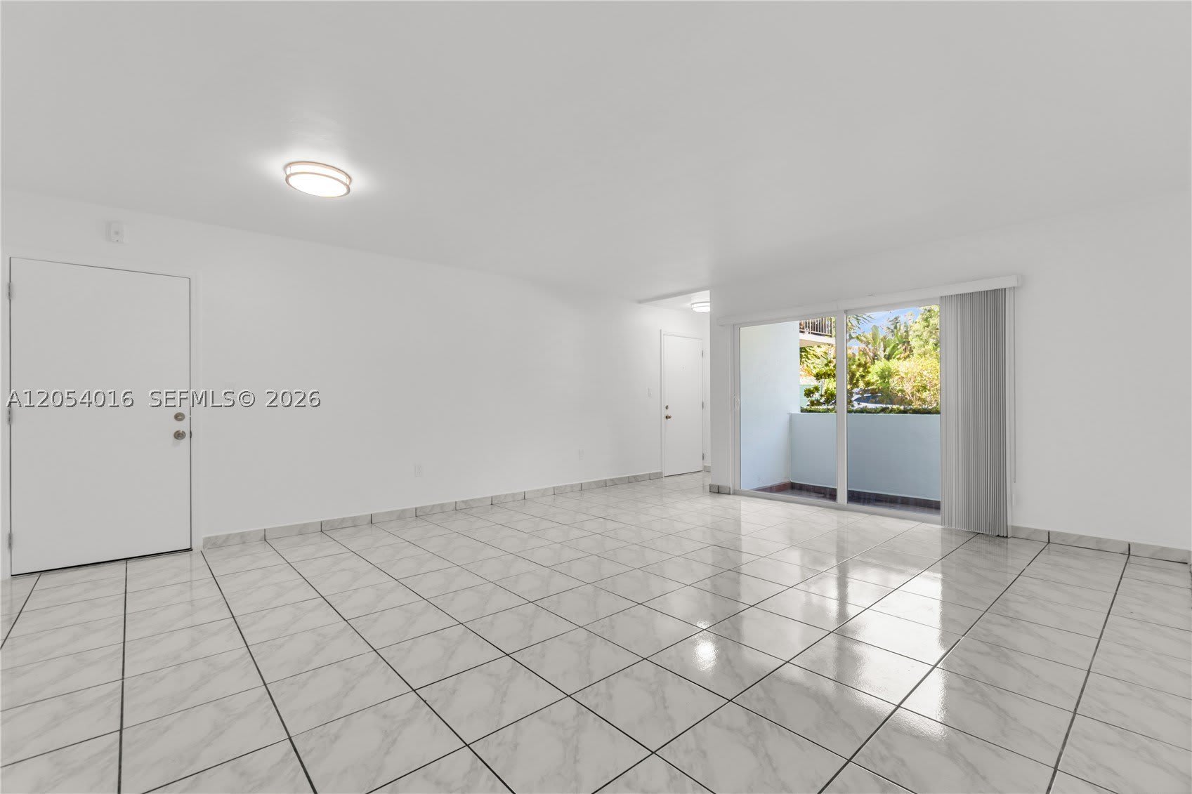 9354 SW 77th Ave – photo 5